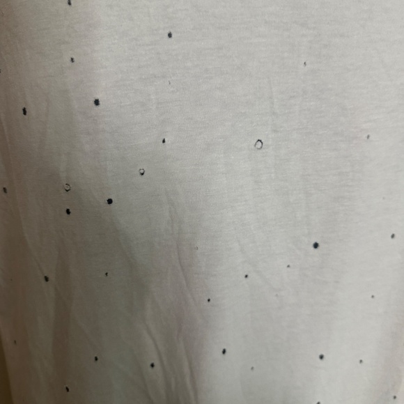 JJ Malibu Perforated T Shirt Medium Gently worn 94% cotton/6% spandex Loose fit - Picture 3 of 7